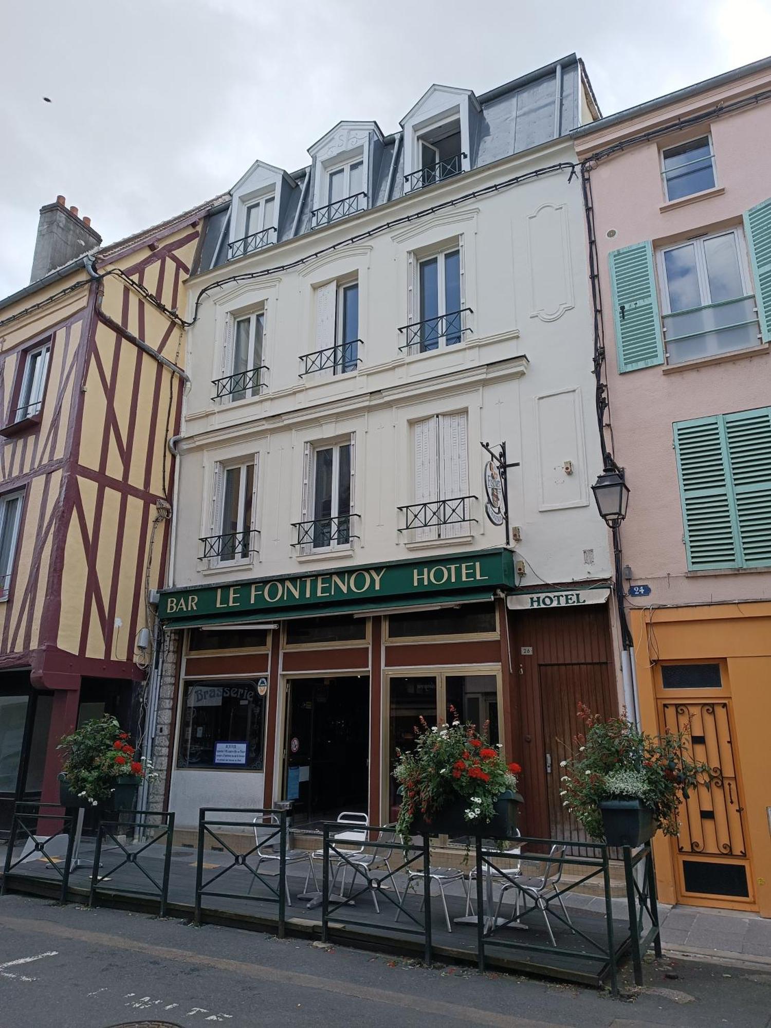 Hotel Le Fontenoy 普罗万 外观 照片